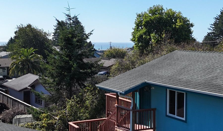 1115 RANSOM Ave, Brookings, OR 97415 - 2 Beds, 2 Bath