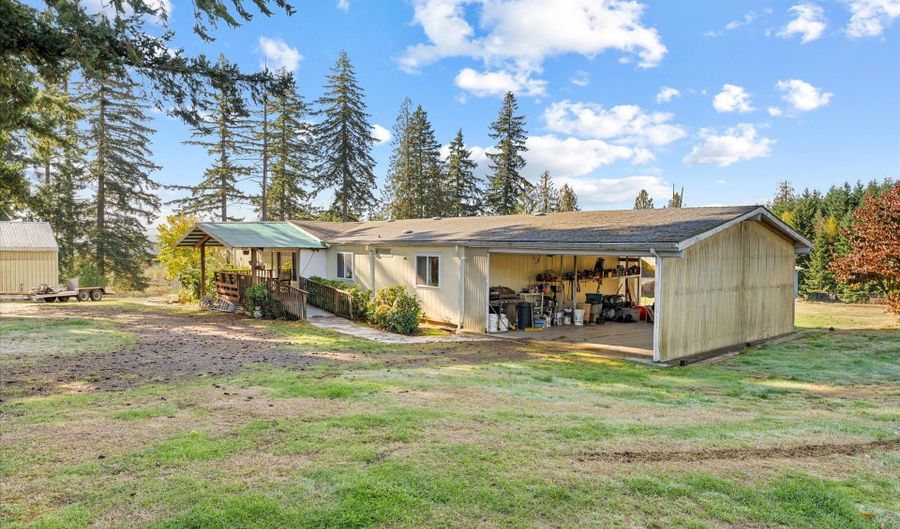 21807 S SCHRAM Rd, Beavercreek, OR 97004 - 4 Beds, 2 Bath