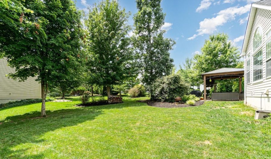 5660 Miss Royal Pass Dr, Miami, OH 45140 - 5 Beds, 4 Bath