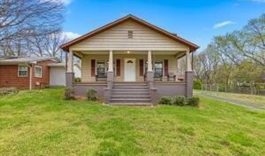 109 Fisher St, Athens, TN 37303 - 3 Beds, 1 Bath