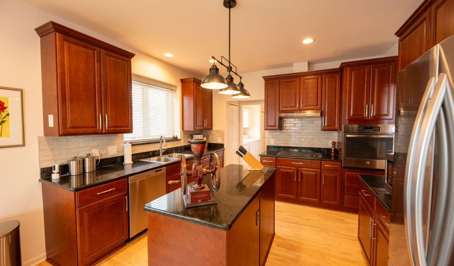 2222 Stonebridge Dr N, Ann Arbor, MI 48108 - 3 Beds, 3 Bath