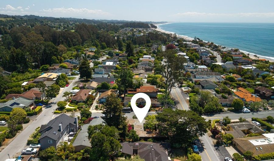 519 Cliff Dr, Aptos, CA 95003 - 4 Beds, 3 Bath