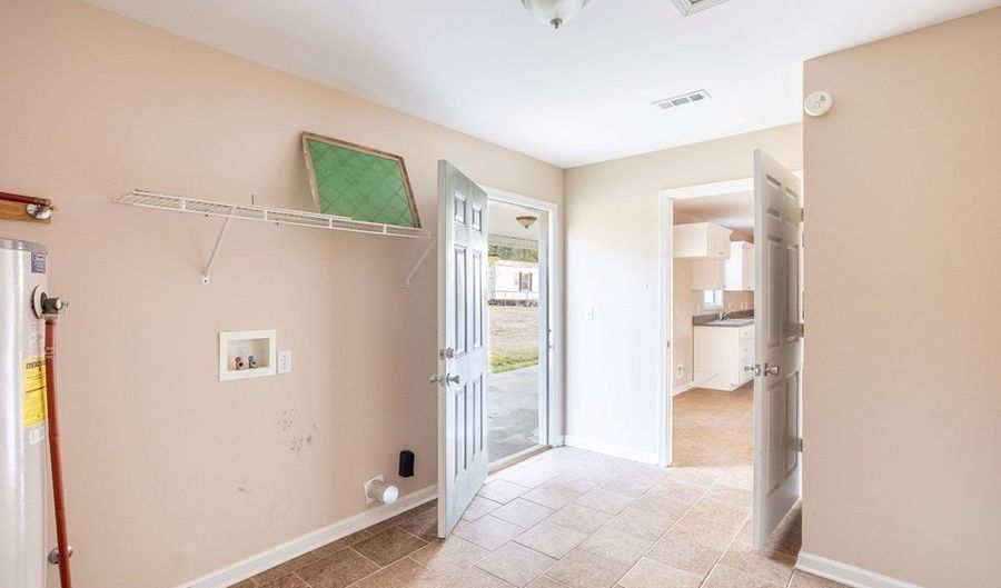 183 Redwing Rd, Ashford, AL 36312 - 2 Beds, 2 Bath