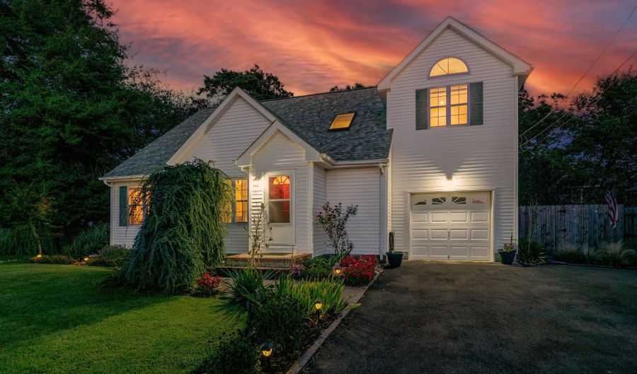 1201 Spray Ave, Beachwood, NJ 08722 - 3 Beds, 3 Bath