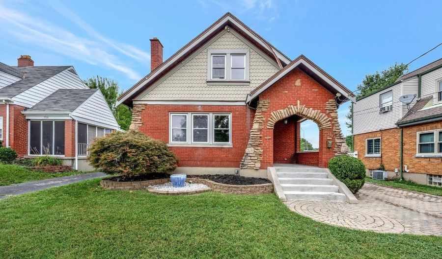 5516 Raceview Ave, Cincinnati, OH 45248 - 4 Beds, 2 Bath