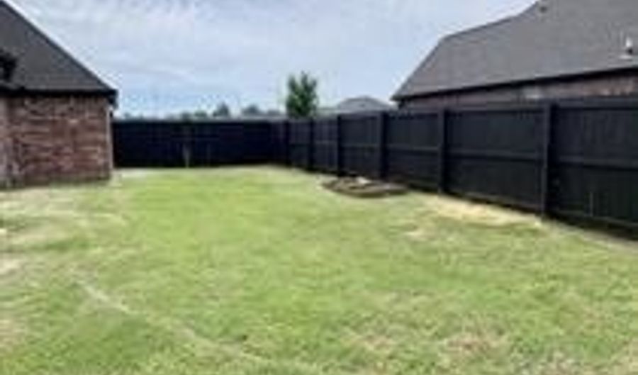 902 SW Cabriolet St, Bentonville, AR 72712 - 4 Beds, 3 Bath