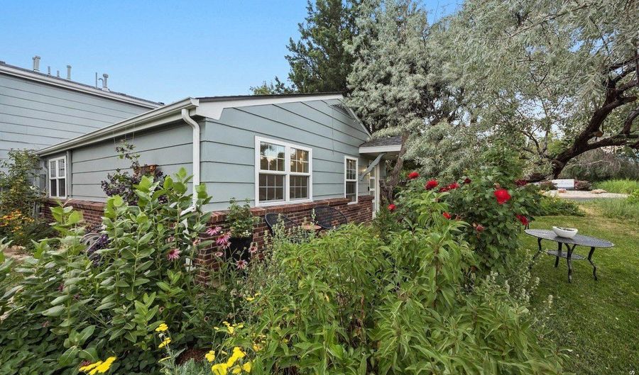 3390 34th St A, Boulder, CO 80301 - 2 Beds, 1 Bath