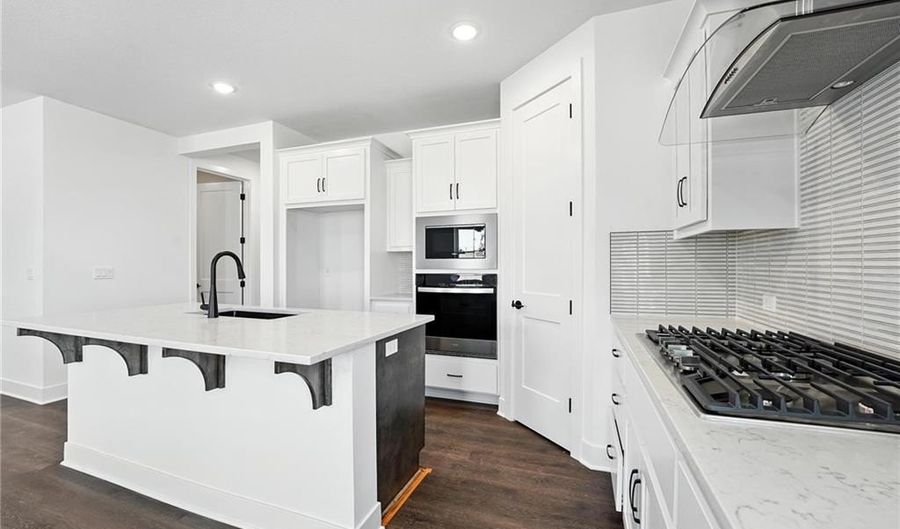 1412 N 162nd Ter, Basehor, KS 66007 - 3 Beds, 2 Bath