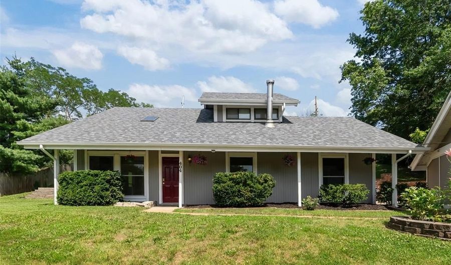 404 Applestone Dr, Ballwin, MO 63021 - 2 Beds, 2 Bath