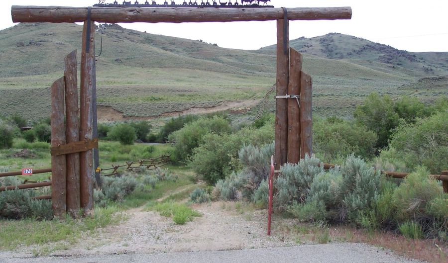 570 ST HWY 353, Boulder, WY 82923 - 3 Beds, 2 Bath