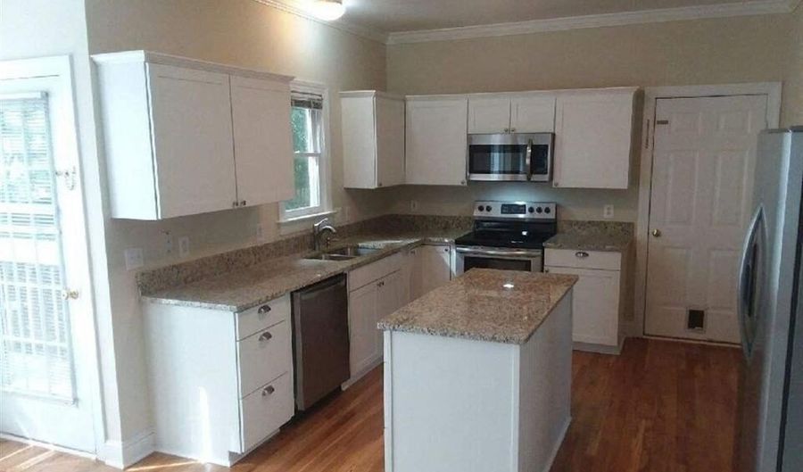 1817 Misty Hollow Ln, Apex, NC 27502 - 4 Beds, 4 Bath
