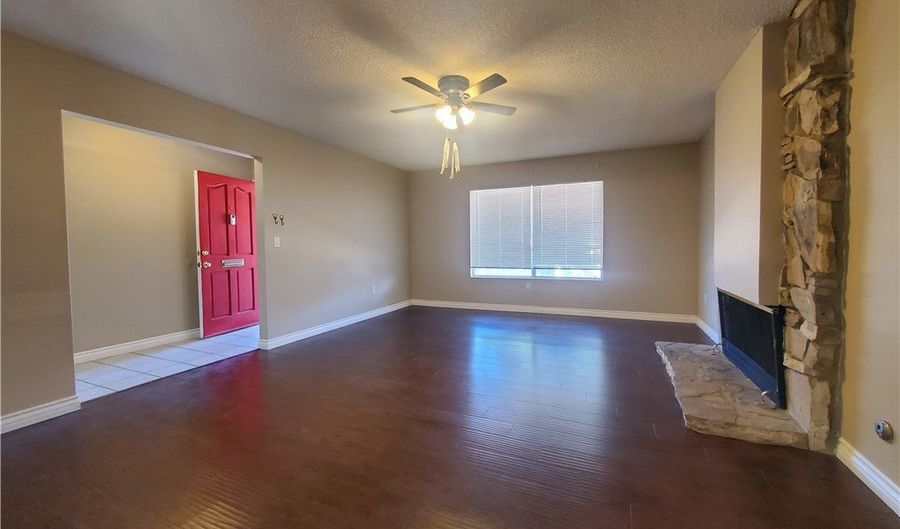 205 S Delano St 1, Anaheim, CA 92804 - 3 Beds, 2 Bath