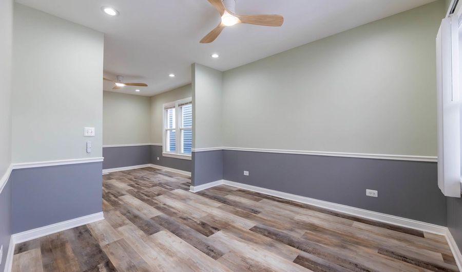 1240 W 74th Pl, Chicago, IL 60636 - 4 Beds, 2 Bath