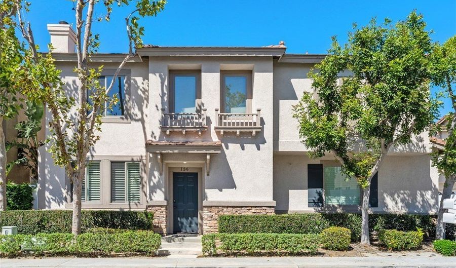 136 Woodcrest Ln, Aliso Viejo, CA 92656 - 3 Beds, 3 Bath