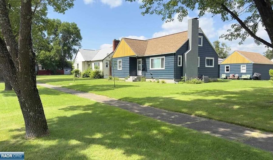 204 E Third Ave N, Aurora, MN 55705 - 4 Beds, 2 Bath