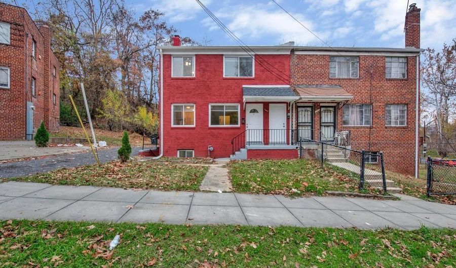 107 JOLIET St SW, Washington, DC 20032 - 3 Beds, 3 Bath