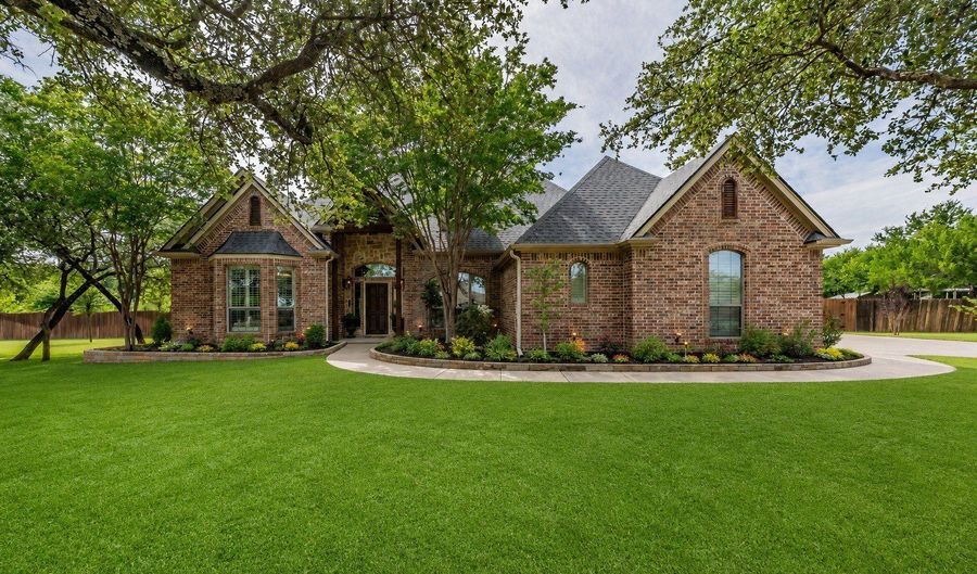 101 Black Oak Dr, Aledo, TX 76008 - 4 Beds, 4 Bath