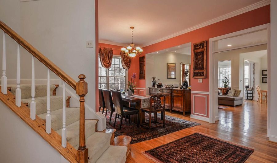 7806 FOX GATE Ct, Bethesda, MD 20817 - 4 Beds, 4 Bath