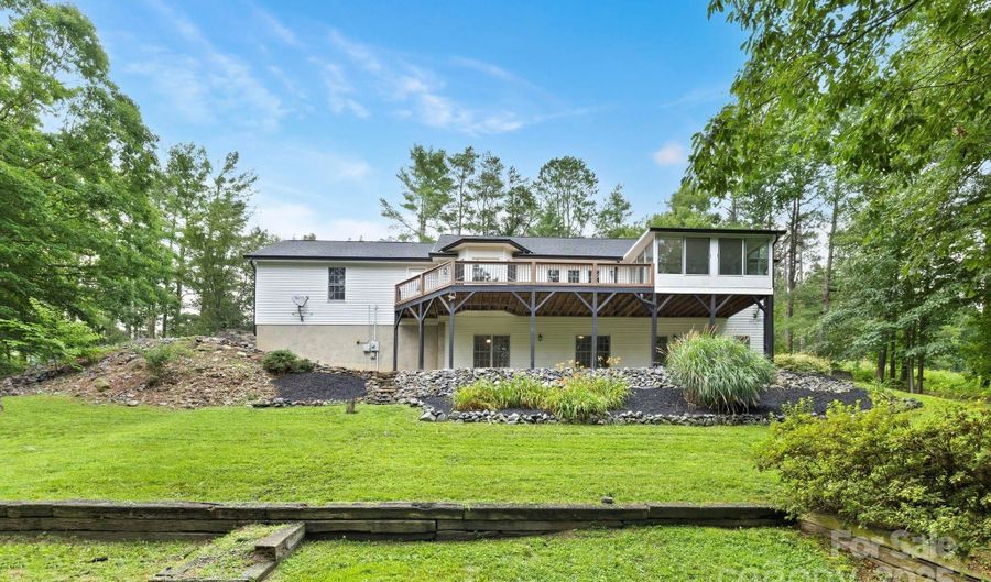 21 Moriah Ln, Asheville, NC 28803 - 4 Beds, 3 Bath