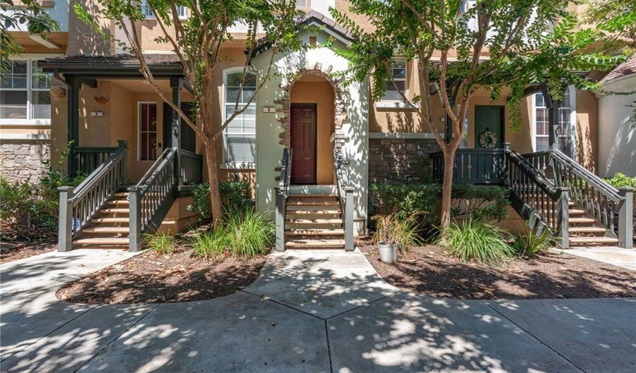 6 Harvest Pt, Aliso Viejo, CA 92656 - 3 Beds, 3 Bath