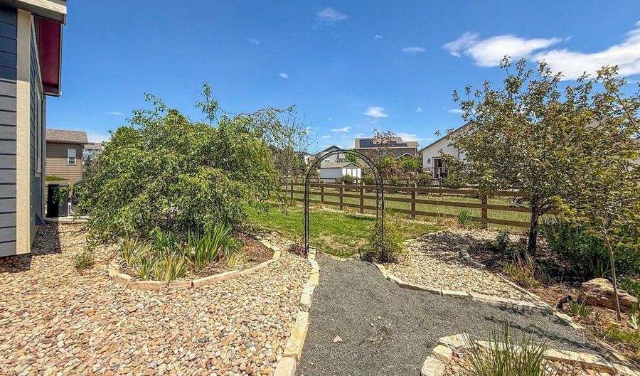 902 Canyonlands St, Berthoud, CO 80513 - 6 Beds, 3 Bath