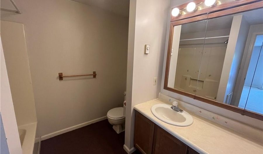 200 Post Rd 205, Warwick, RI 02888 - 1 Beds, 1 Bath