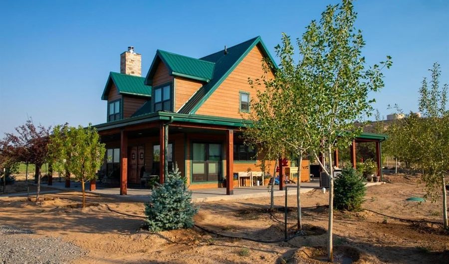 9001 2100 Rd, Austin, CO 81410 - 2 Beds, 2 Bath
