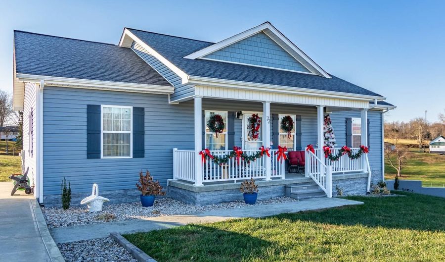 73 Pleasant View Dr, Albany, KY 42602 - 3 Beds, 2 Bath