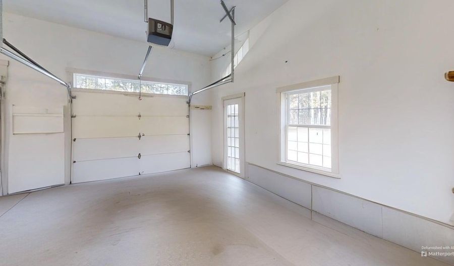 134 Pine Ledge Rd, Bangor, ME 04401 - 4 Beds, 3 Bath