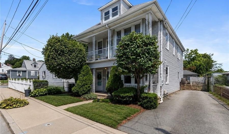93 Whipple Ave, Cranston, RI 02920 - 5 Beds, 2 Bath