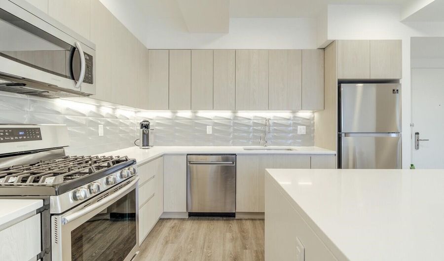 477 BROADWAY 305, Bayonne, NJ 07002 - 2 Beds, 2 Bath