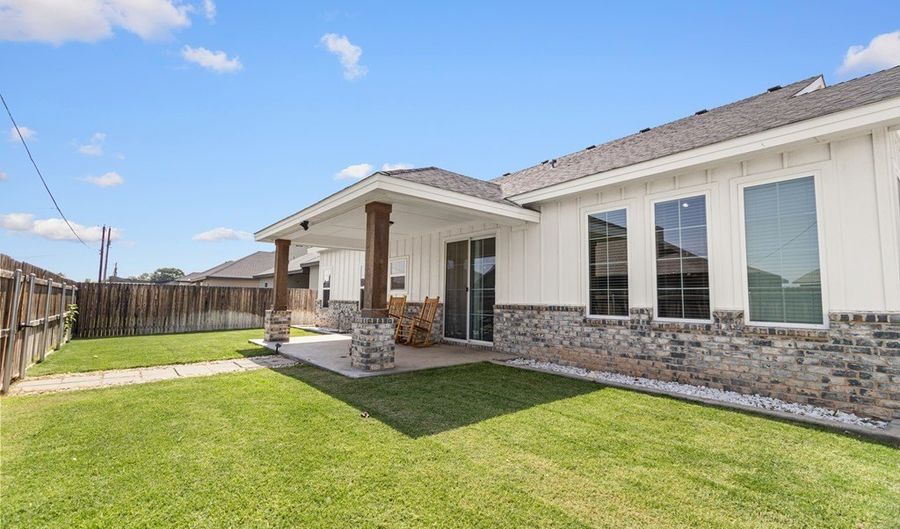 12 NW Sarai Cir, Andrews, TX 79714 - 3 Beds, 2 Bath