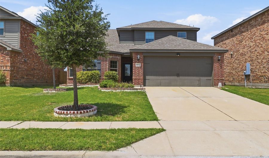 3233 Bowen St, Anna, TX 75409 - 4 Beds, 3 Bath
