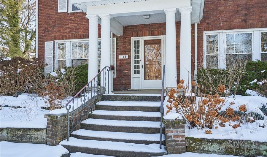 141 Storer Ave, Akron, OH 44302 - 5 Beds, 3 Bath