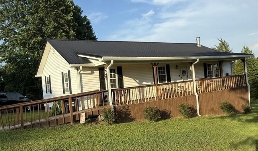 56 Watson Rd, Austin, KY 42123 - 3 Beds, 2 Bath