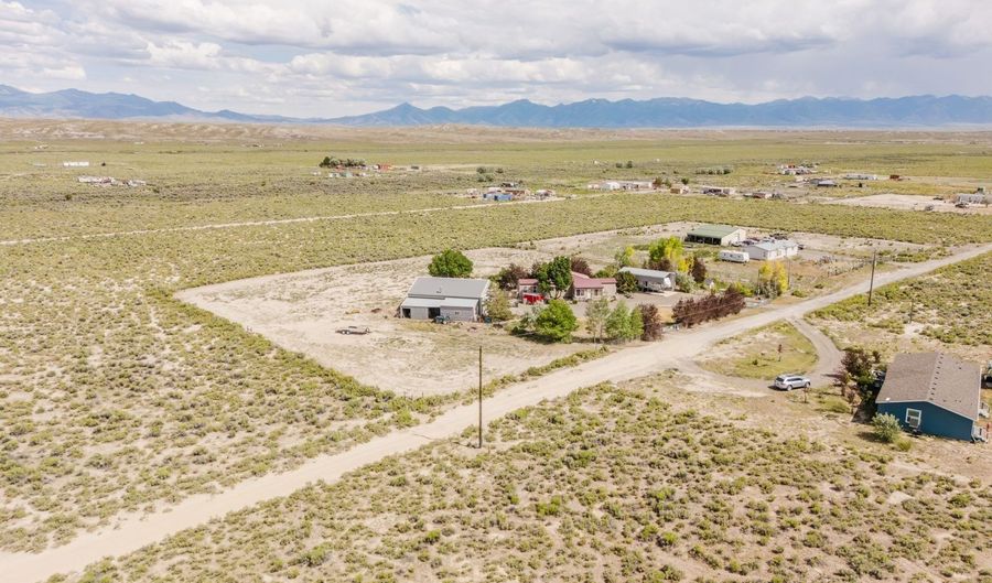 7024 Snake River Blvd, Elko, NV 89801 - 2 Beds, 2 Bath