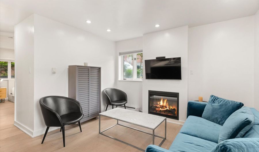 805 E Cooper Ave 2, Aspen, CO 81611 - 2 Beds, 2 Bath