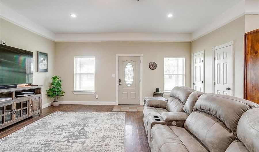 3930 Old Springtown Rd 2, Weatherford, TX 76085 - 3 Beds, 2 Bath