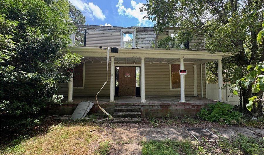 560 Second Ave, Alberta, VA 23821 - 4 Beds, 2 Bath