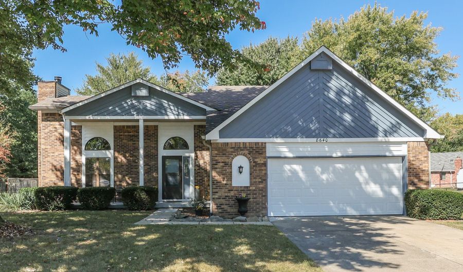 8640 Count Turf Ct, Indianapolis, IN 46217 - 3 Beds, 2 Bath