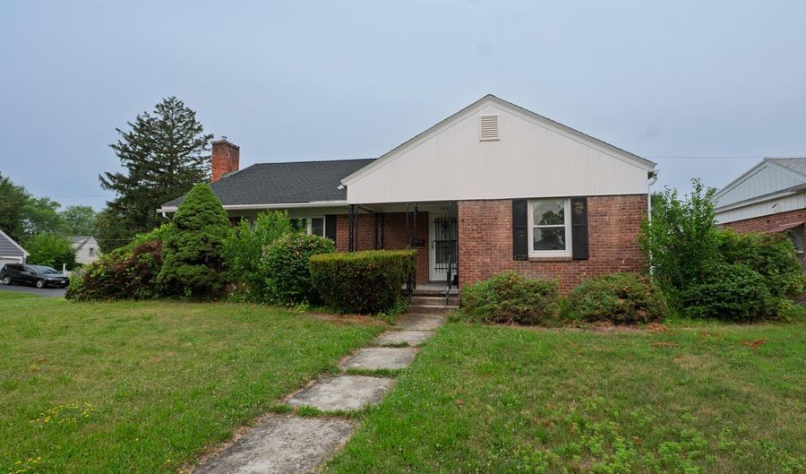 360 S Manning Blvd, Albany, NY 12208 - 3 Beds, 3 Bath