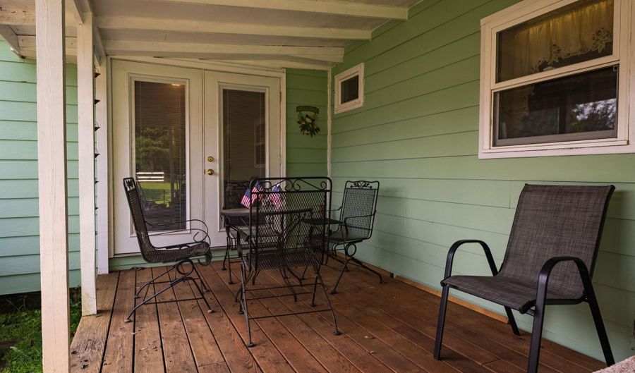 580 3RD St, Ashland, AL 36251 - 2 Beds, 1 Bath