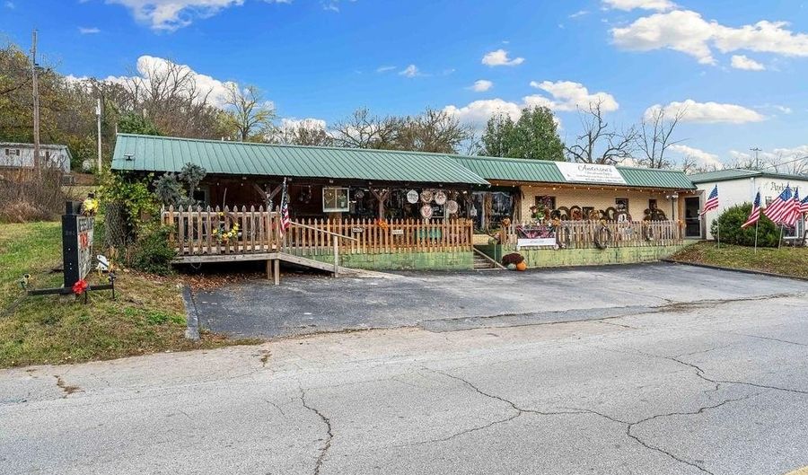 102 N Walnut St, Anderson, MO 64831 - 0 Beds, 0 Bath