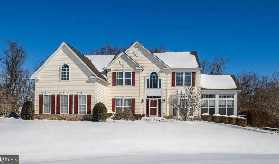 613 GARRON POINT Pass, Bear, DE 19701 - 5 Beds, 4 Bath