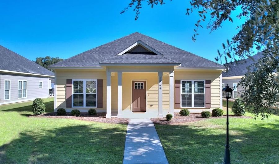 1666 ARLINGTON PARK Cir, Albany, GA 31701 - 3 Beds, 2 Bath