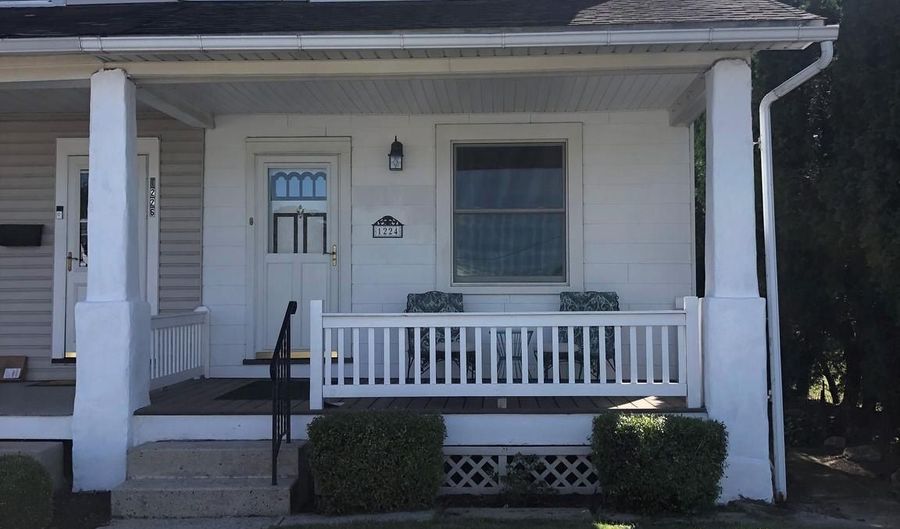 1224 MARGARET St, Reading, PA 19605 - 3 Beds, 2 Bath