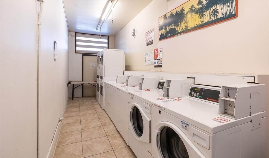1911 Kalakaua Ave #406, Honolulu, HI 96815 - 1 Beds, 1 Bath