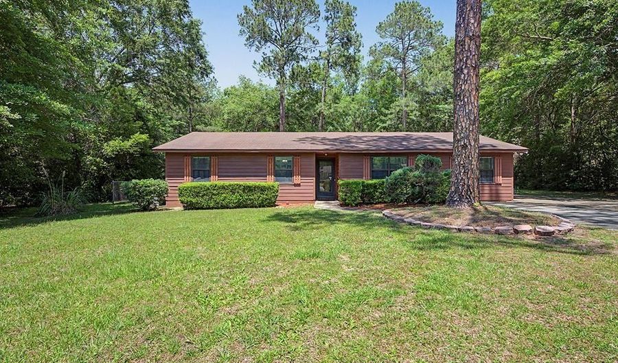 2207 Jasmine Ct, Albany, GA 31705 - 3 Beds, 2 Bath