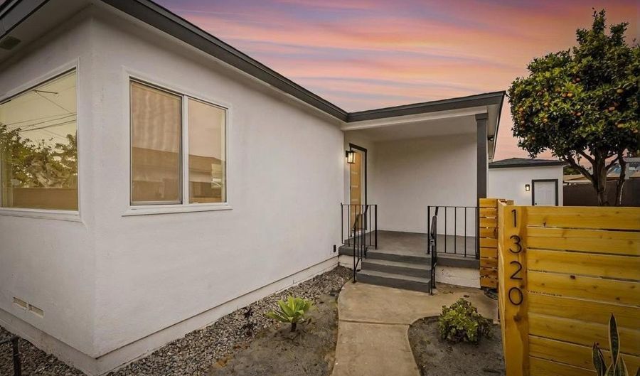 1320 Higgins, Oceanside, CA 92058 - 3 Beds, 2 Bath