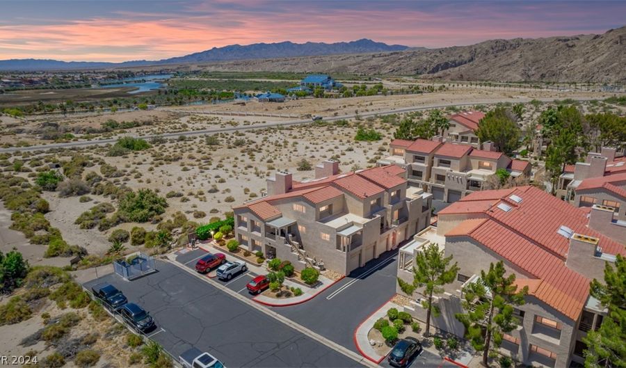 3883 Desert Marina Drive 245, Laughlin, NV 89029 - 2 Beds, 3 Bath